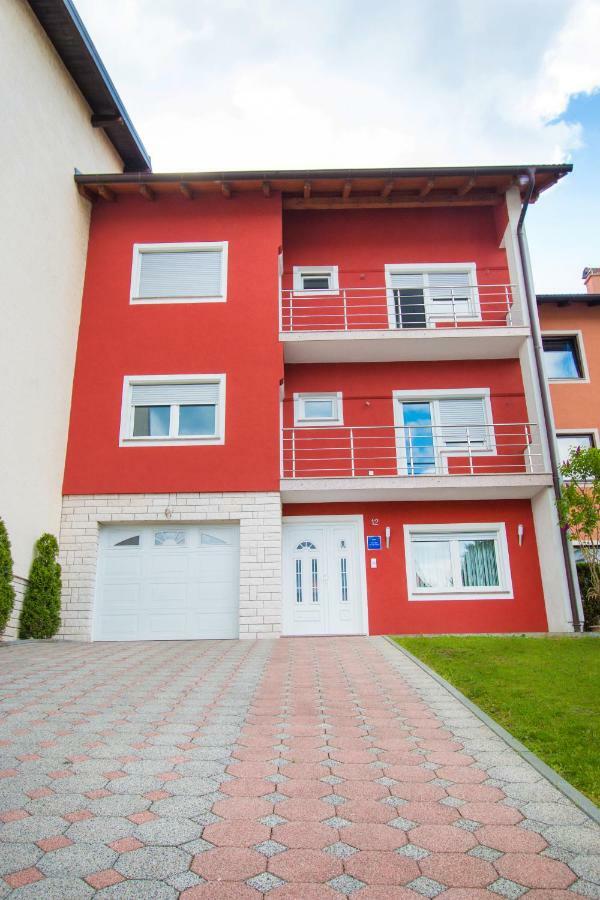 Apartamento Nada Karlovac Exterior foto
